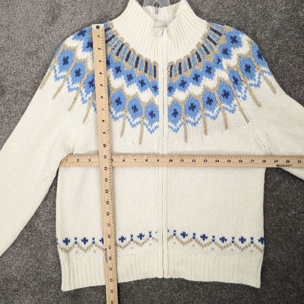 Nordic-Inspired Acrylic Knit Cardigan - Women's Size S/P - Picture 5 of 5